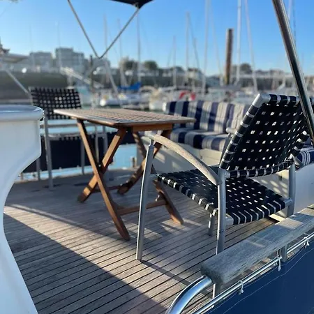 Bateau La Rochelle Botel